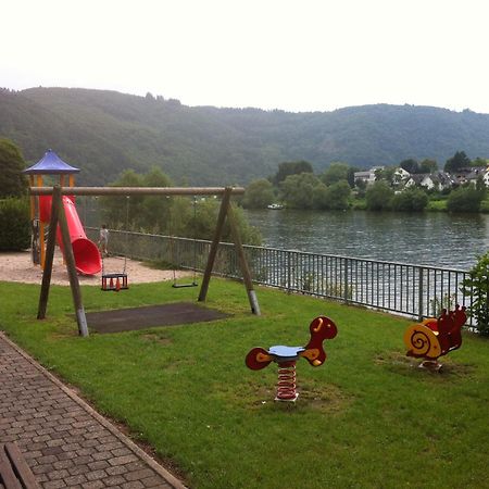 Haus Marlene Apartment Zell an der Mosel Exterior foto