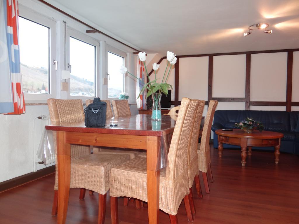 Haus Marlene Apartment Zell an der Mosel Cameră foto