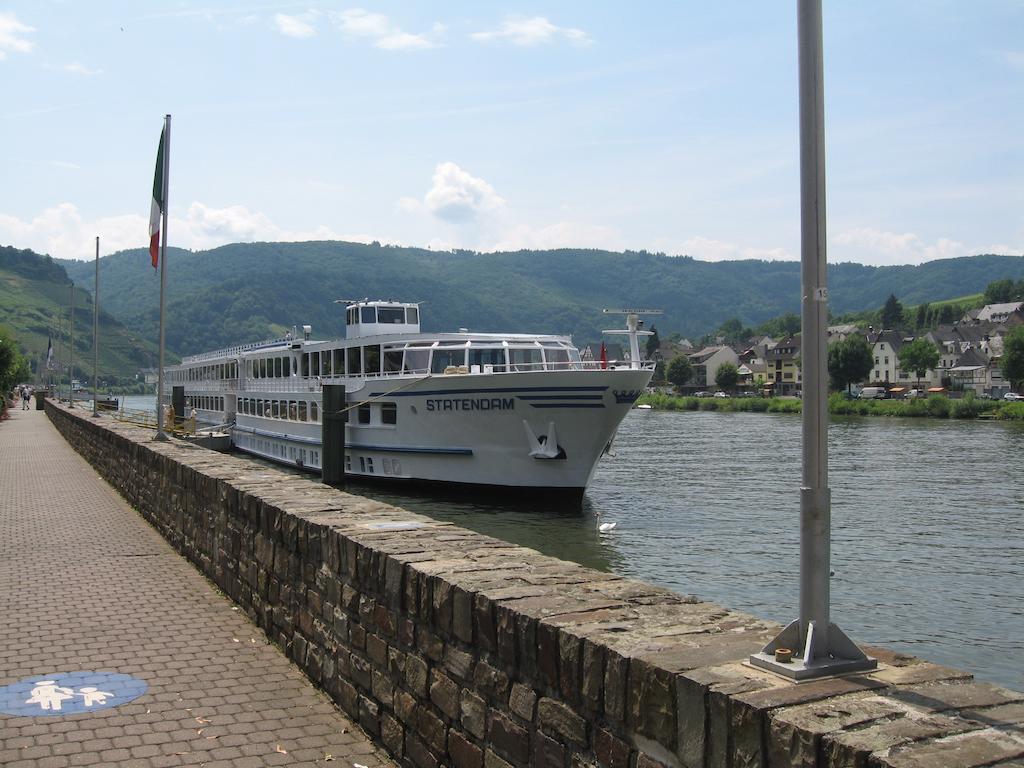 Haus Marlene Apartment Zell an der Mosel Exterior foto
